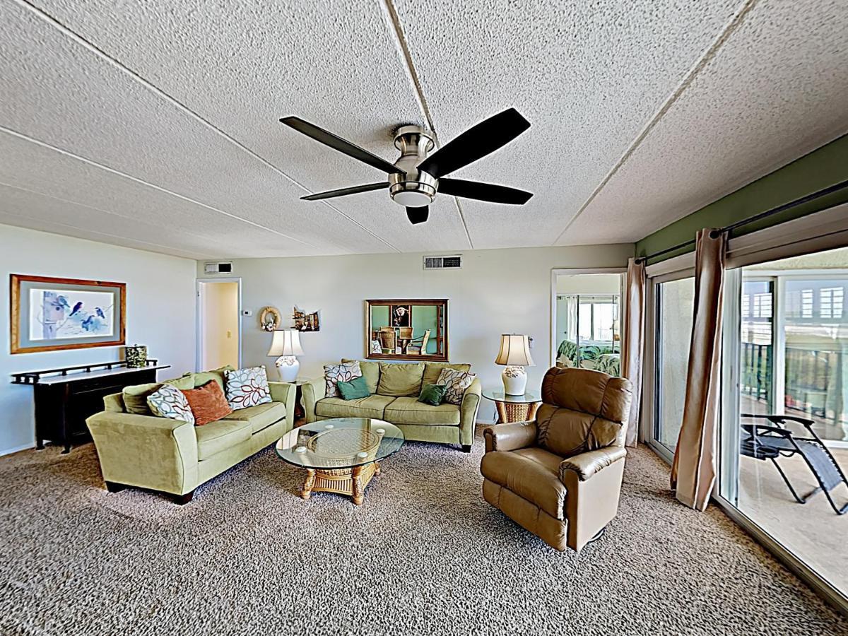 New Listing! Fernandina Beach Oasis With Pool Condo Exterior photo